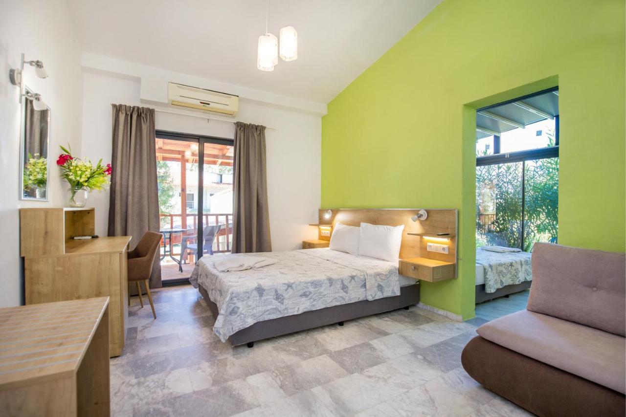 Marti Resort Szkála Szotírosz Kültér fotó