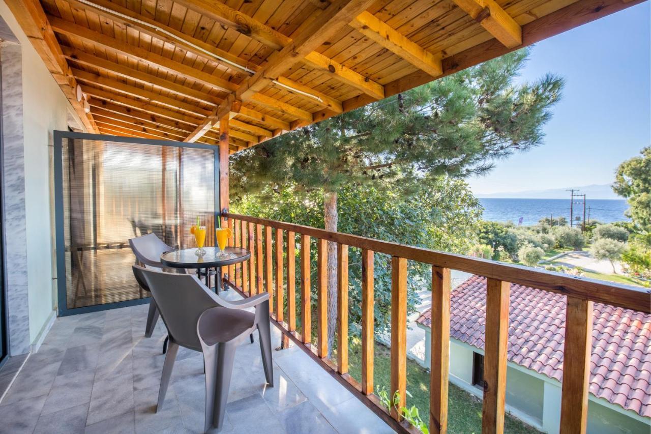 Marti Resort Szkála Szotírosz Kültér fotó