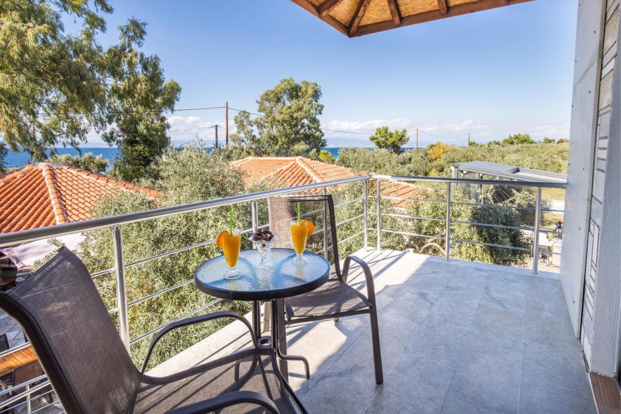 Marti Resort Szkála Szotírosz Kültér fotó