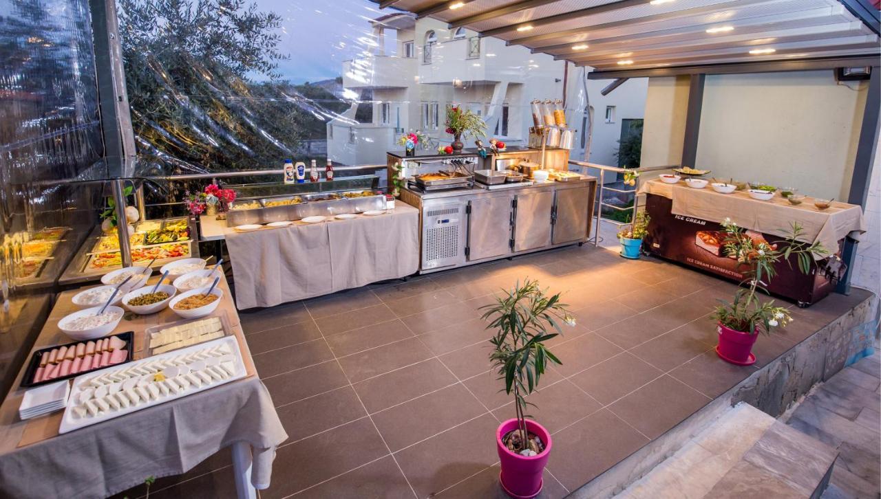 Marti Resort Szkála Szotírosz Kültér fotó